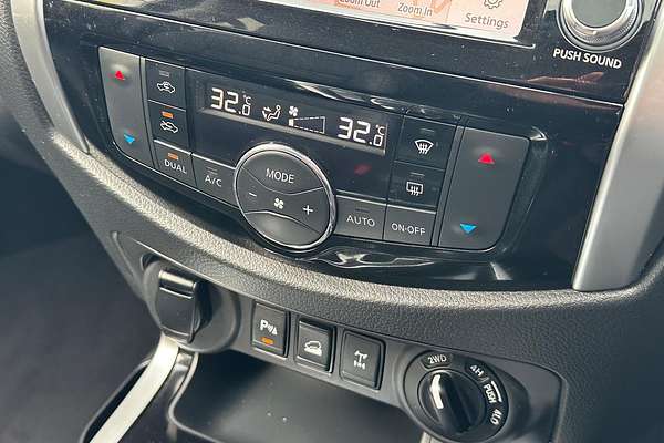 2021 Nissan Navara ST-X D23 4X4 thumb-30