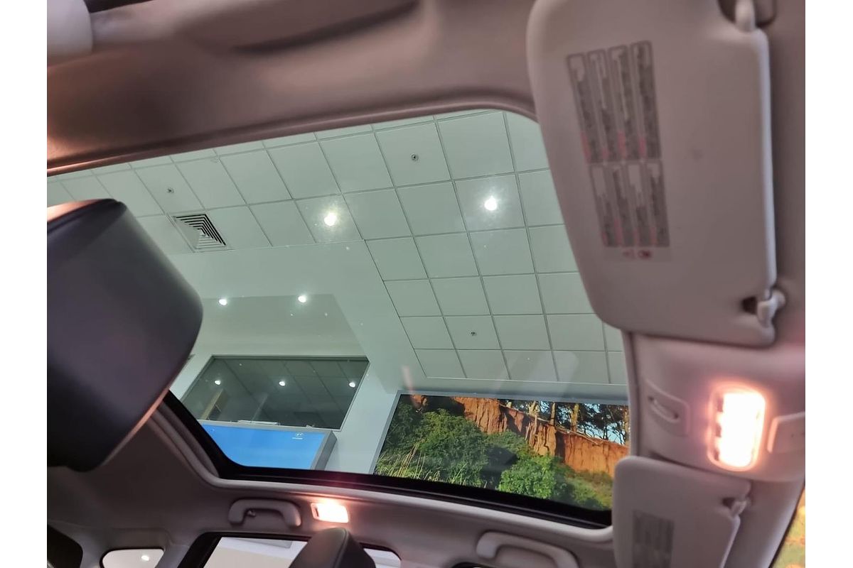 2012 Nissan Dualis Ti-L J10 Series 3