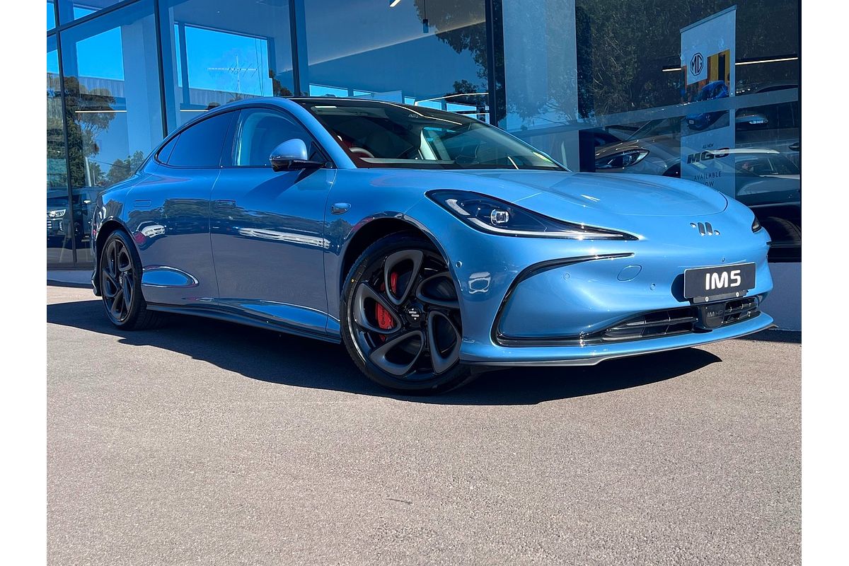 2026 MG IM5 Platinum P12L