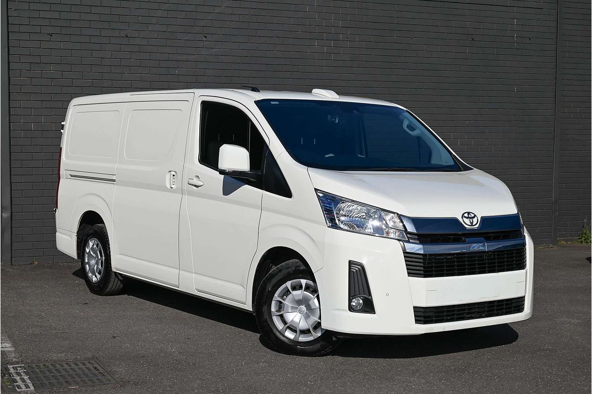 2025 Toyota Hiace GDH300R LWB