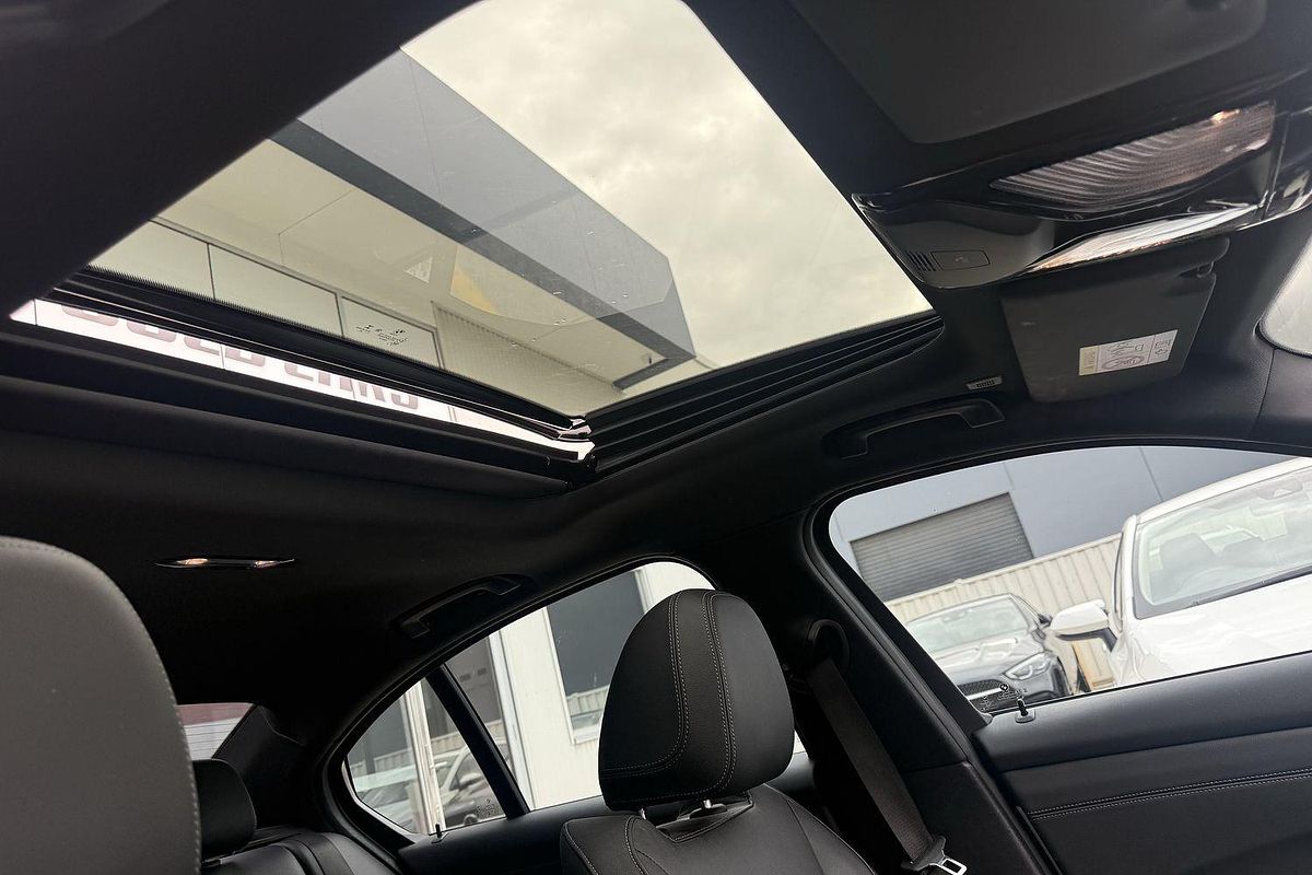 2021 BMW 3 Series 330i M Sport G20