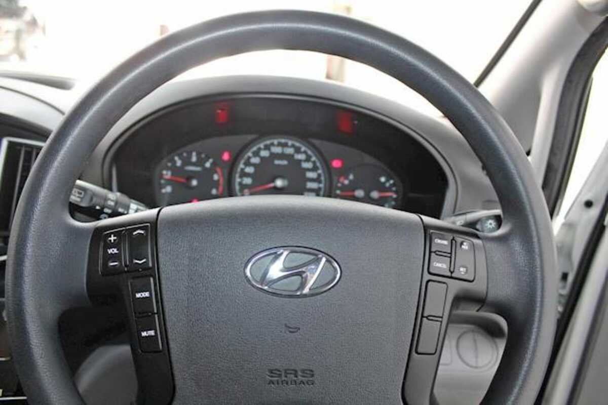 2017 Hyundai ILOAD  TQ3-V SERIES II MY18