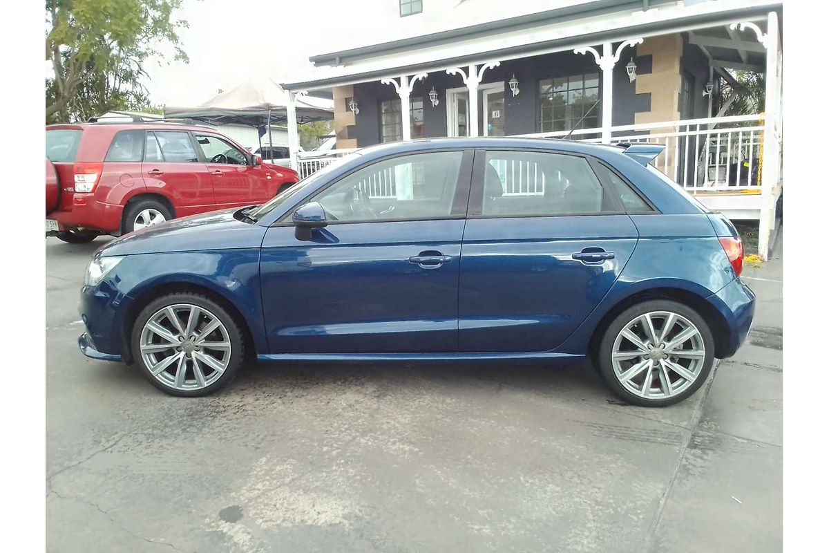 2014 Audi A1 Attraction 8X