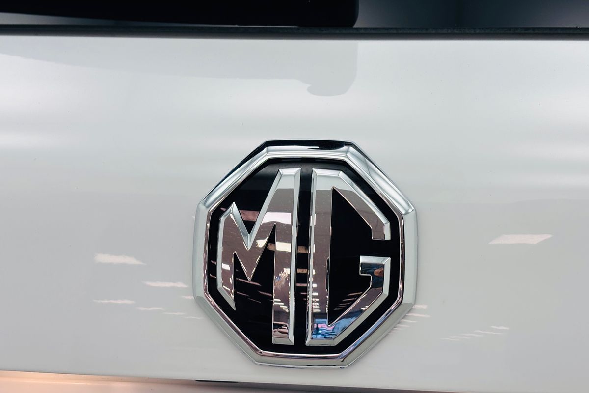 2021 M.G. HS CORE 7 SP AUTO DUAL CLUTCH 4D WAGON T4