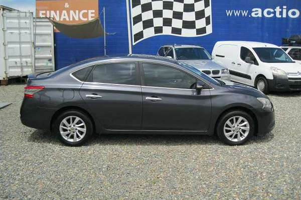2012 Nissan Pulsar ST-L B17