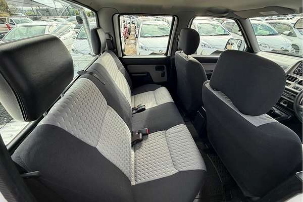 2014 Nissan Navara ST-R D22 4X4