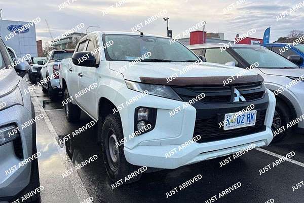 2022 Mitsubishi Triton GLX MR 4X4