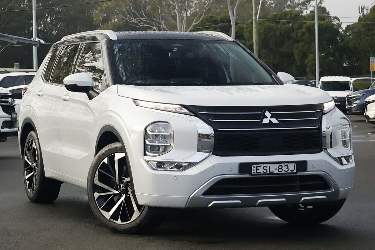2022 Mitsubishi Outlander Exceed Tourer ZM