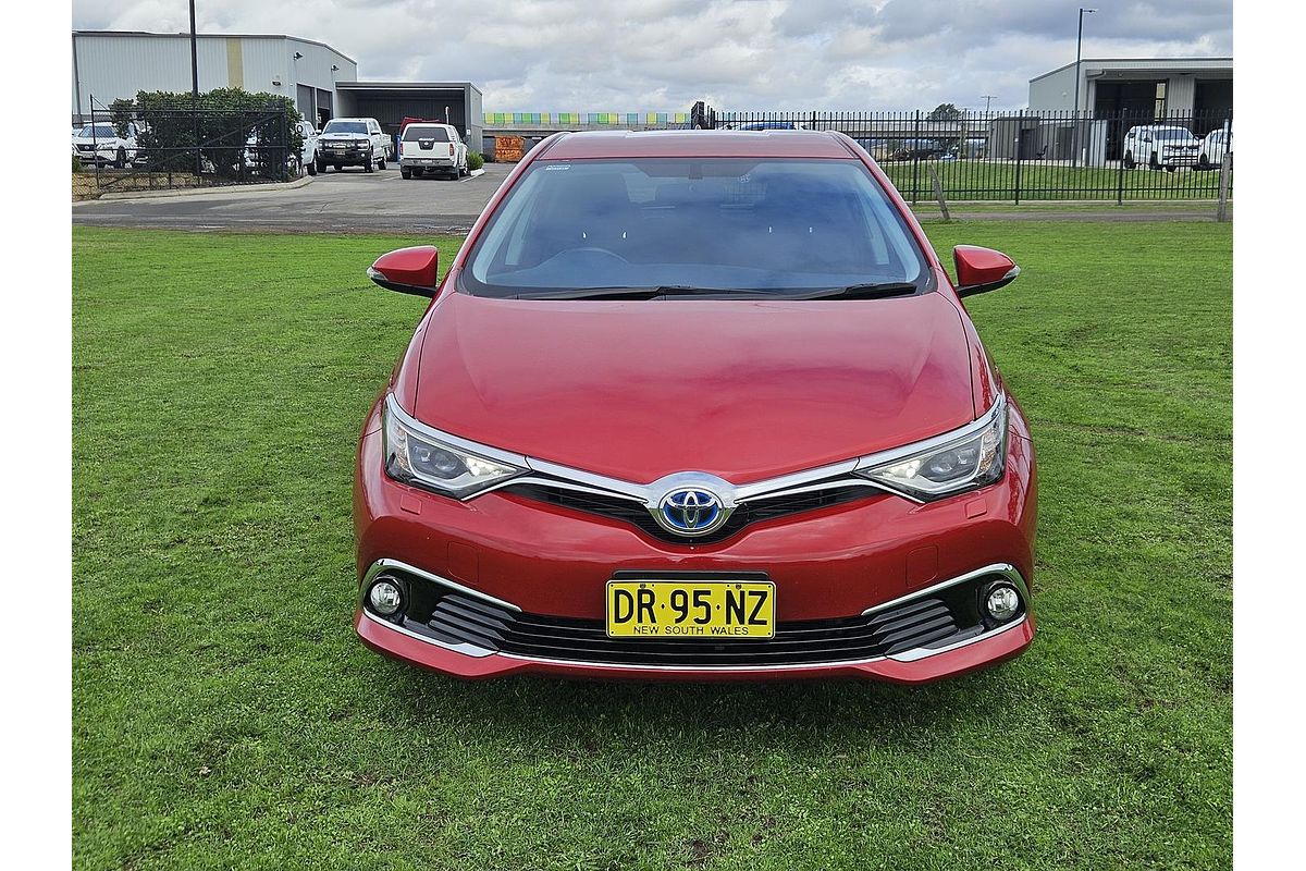 2016 Toyota Corolla Hybrid ZWE186R