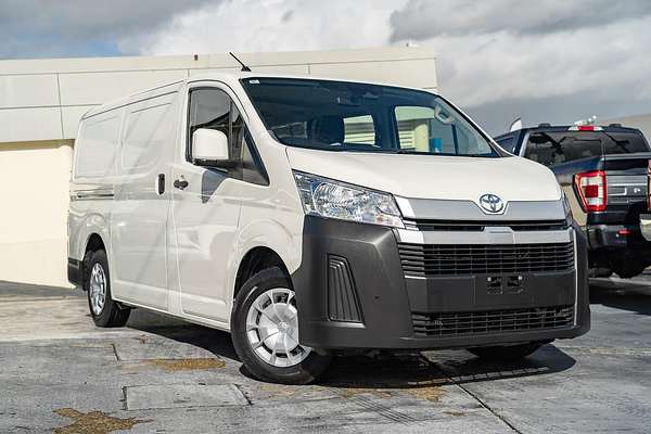 2020 Toyota Hiace GDH300R ELWB High Roof