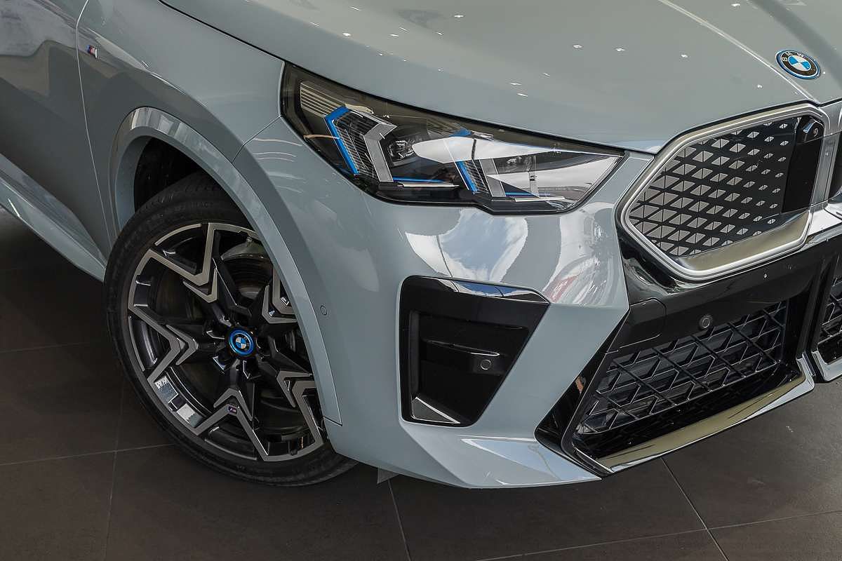 2024 BMW iX2 xDrive30 M Sport U10