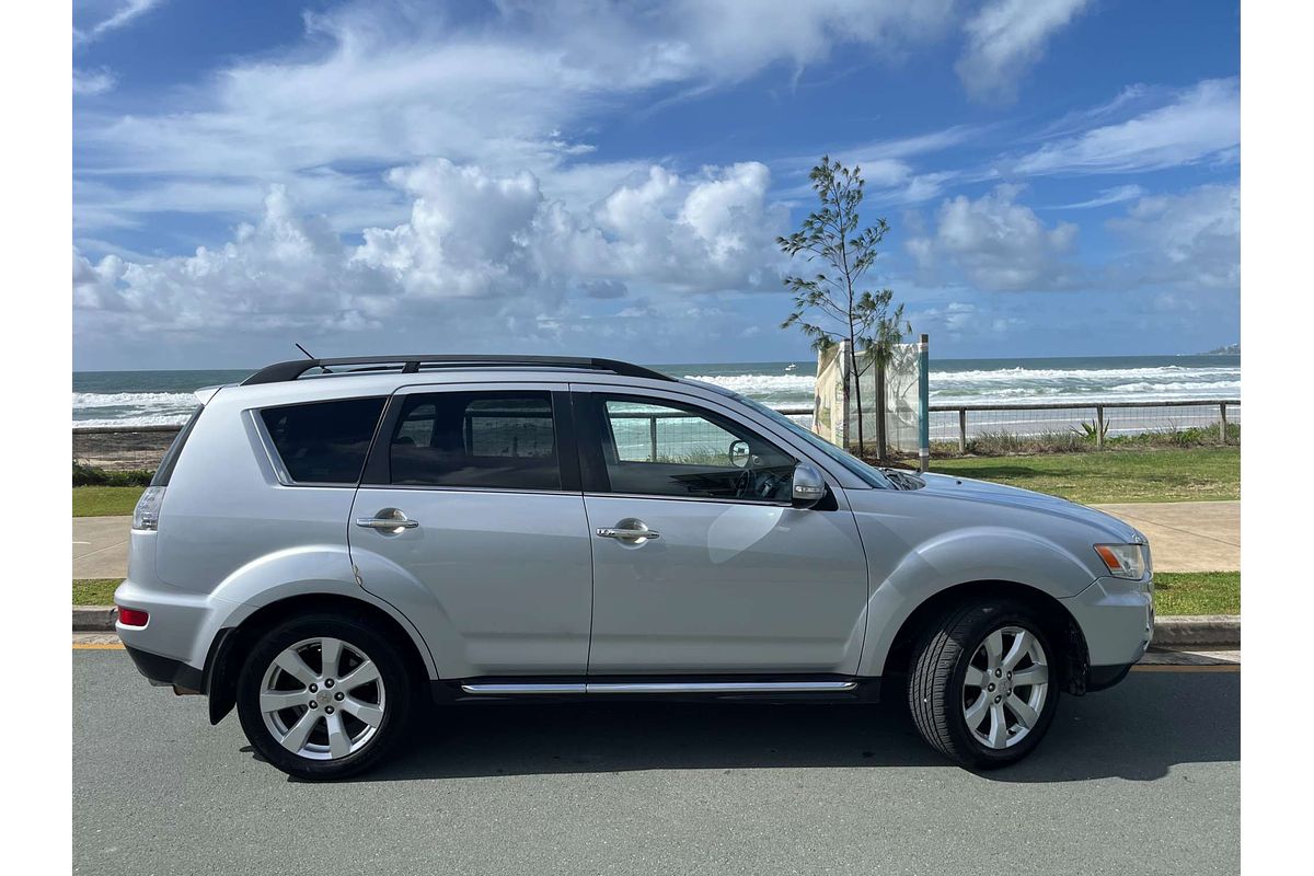 2012 Mitsubishi Outlander XLS ZH