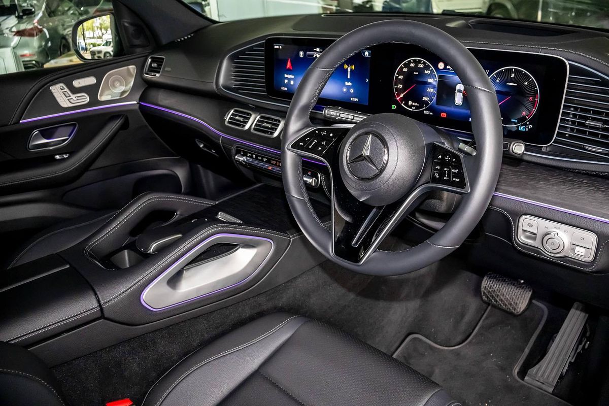 V167 805+055MY GLE300 d Editio n 7 WAG 9G 9sp