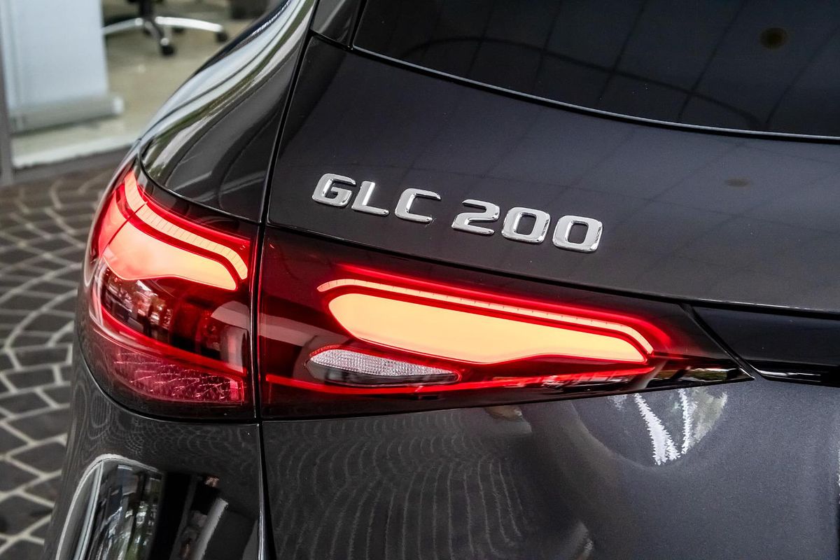 X254 805+055MY GLC200 WAG 9G 9 sp 2.0T/17kW