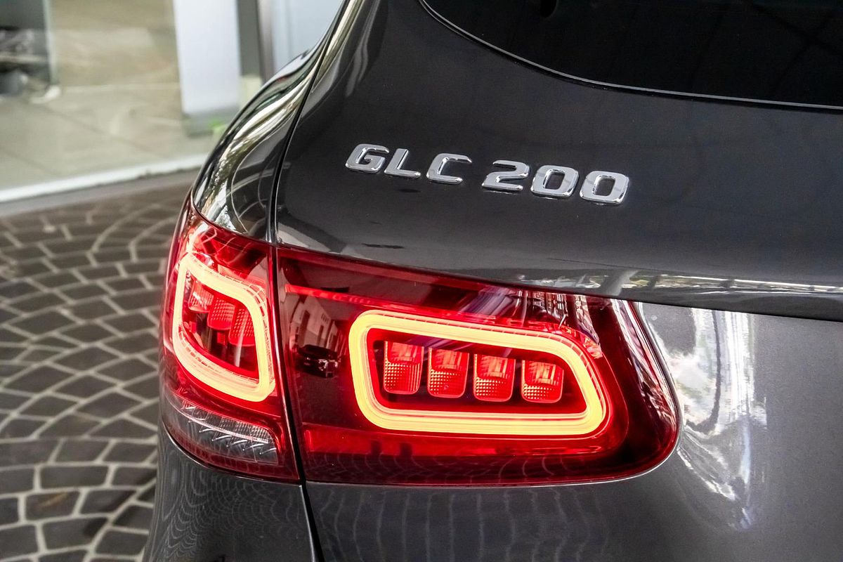 X253 802MY GLC200 WAG 5dr 9G 9 sp 2.0T