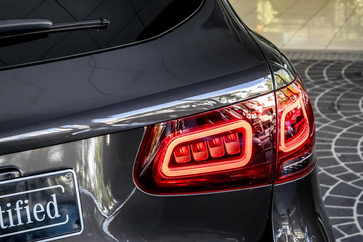 X253 802MY GLC200 WAG 5dr 9G 9 sp 2.0T