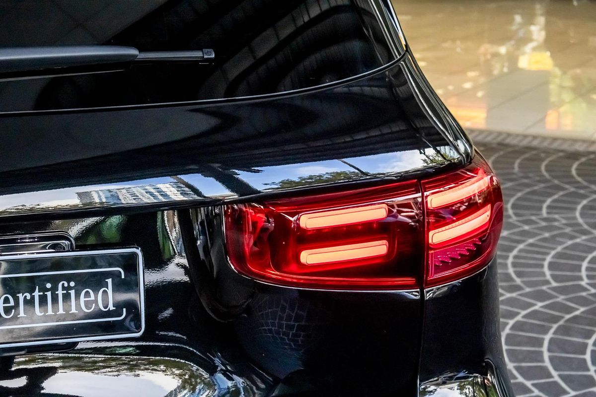 X247 806MY GLB200 Wagon 7st 5d r DCT 7sp 1.3T