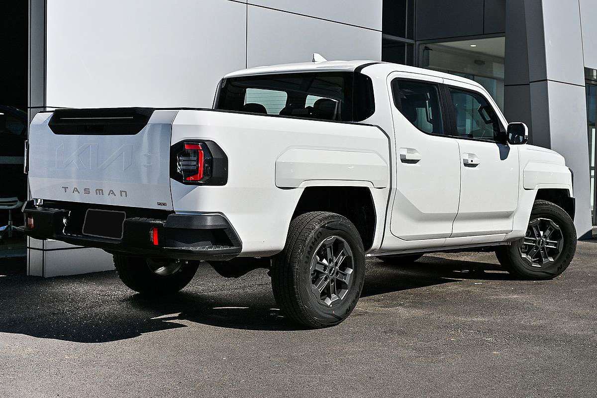 2025 Kia Tasman SX TK 4X4