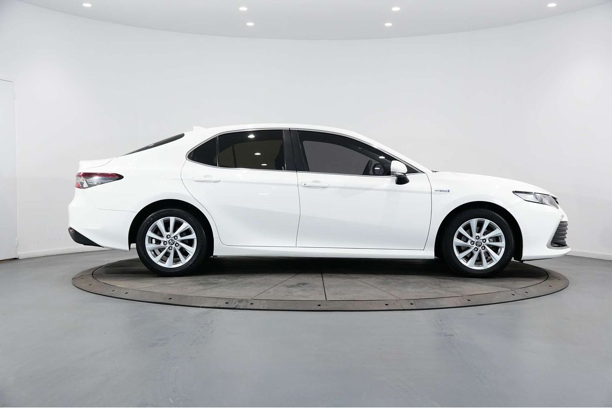 2021 Toyota Camry Ascent AXVH70R