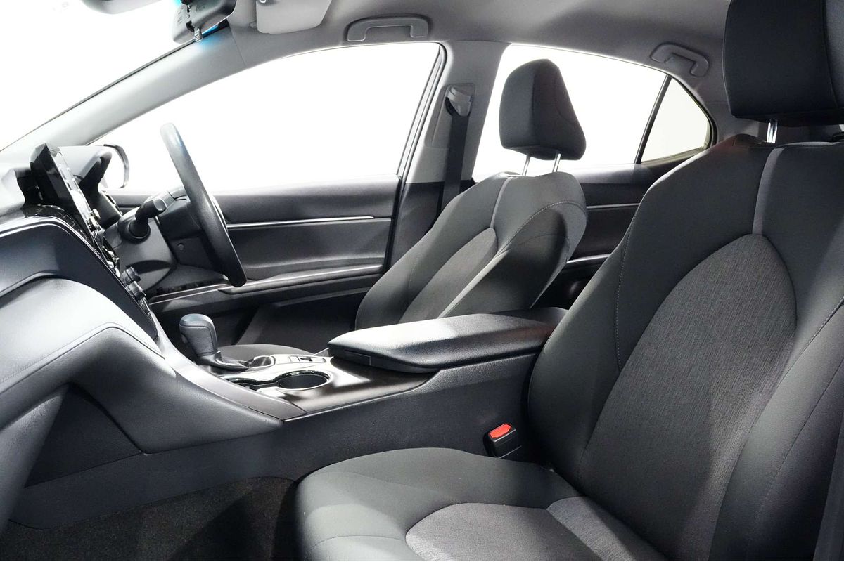2021 Toyota Camry Ascent AXVH70R