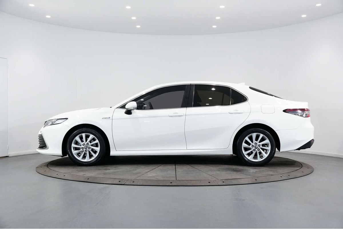 2021 Toyota Camry Ascent AXVH70R
