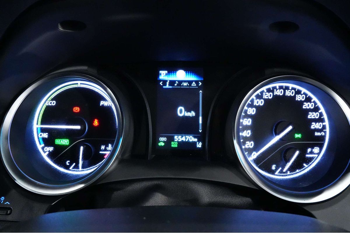 2021 Toyota Camry Ascent AXVH70R
