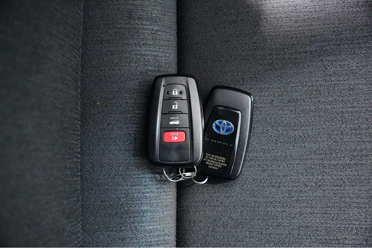 2021 Toyota Camry Ascent AXVH70R