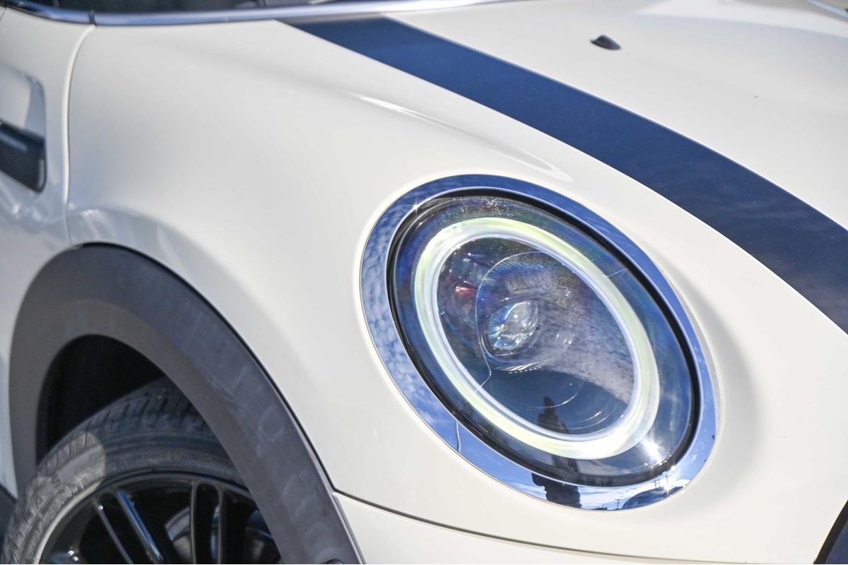 2021 MINI Hatch Cooper Classic F55 LCI-2