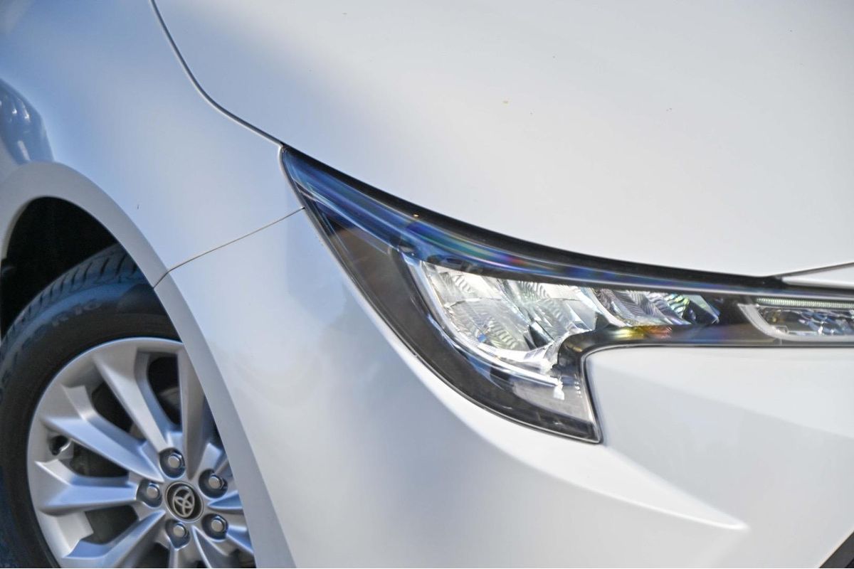 2022 Toyota Corolla Ascent Sport Hybrid ZWE211R
