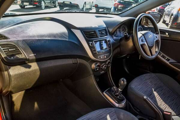 2016 Hyundai Accent Active RB3