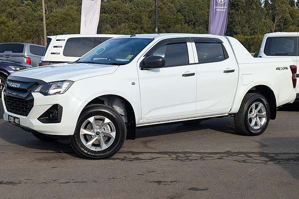 2026 Isuzu D-MAX SX 4X4