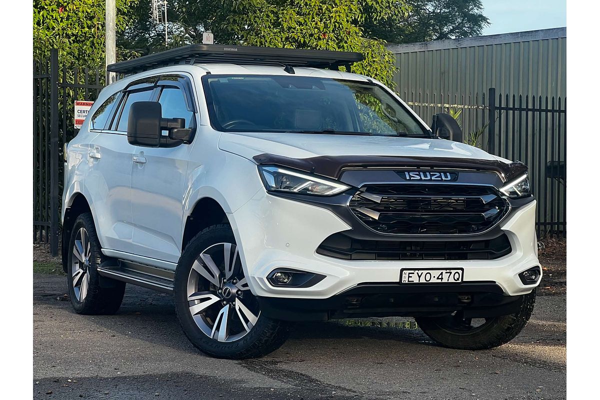 2023 Isuzu MU-X LS-T