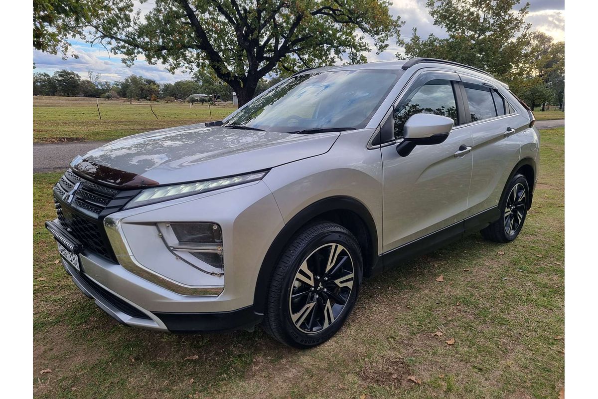 2021 Mitsubishi Eclipse Cross LS YB