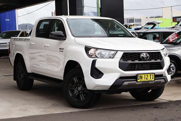 2025 Toyota Hilux SR GUN236R Rear Wheel Drive