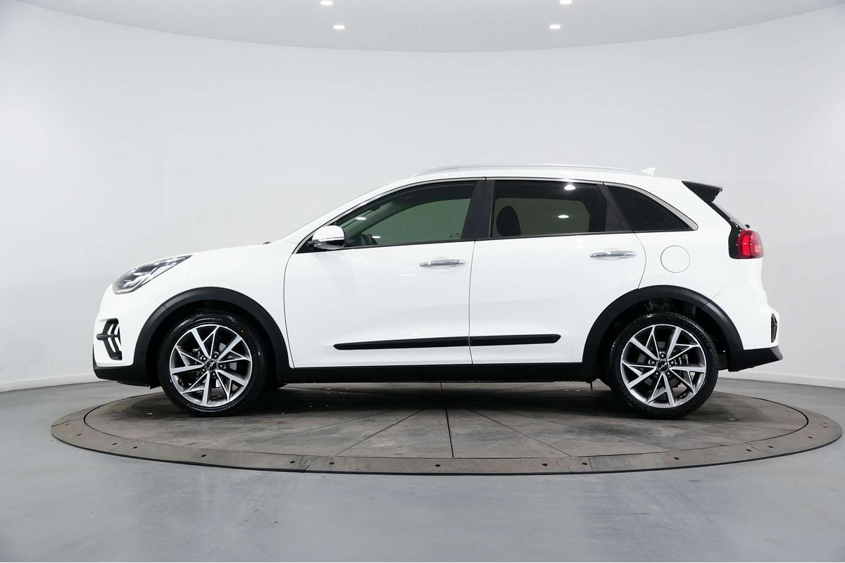 2021 Kia Niro Hybrid Sport DE
