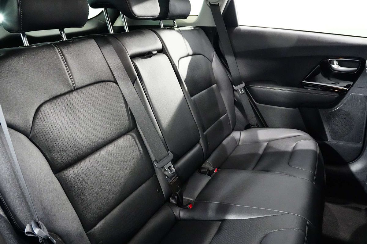 2021 Kia Niro Hybrid Sport DE