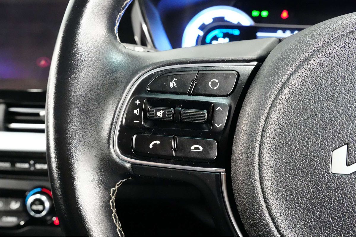 2021 Kia Niro Hybrid Sport DE