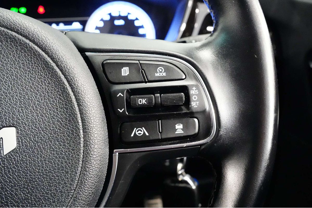 2021 Kia Niro Hybrid Sport DE