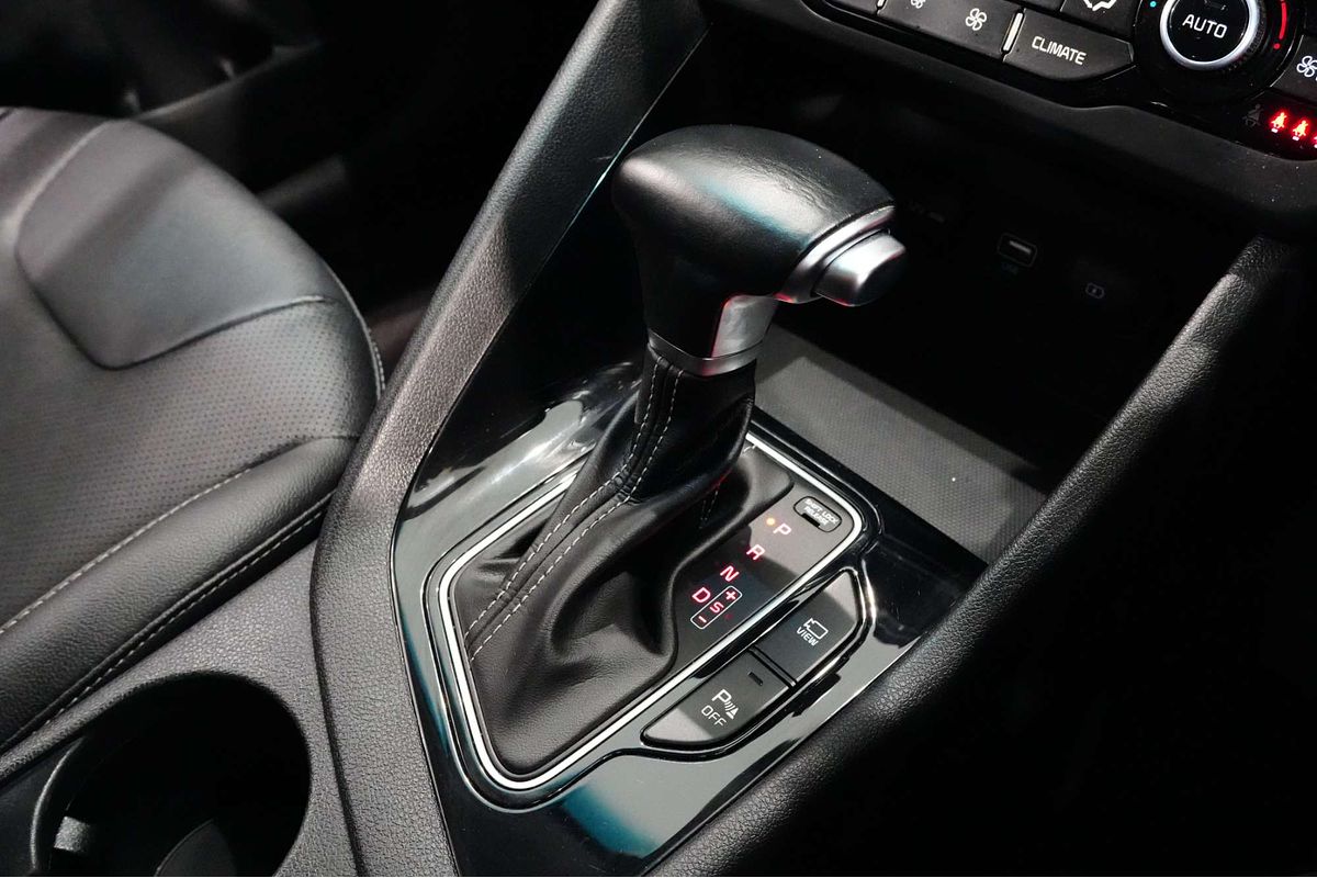 2021 Kia Niro Hybrid Sport DE