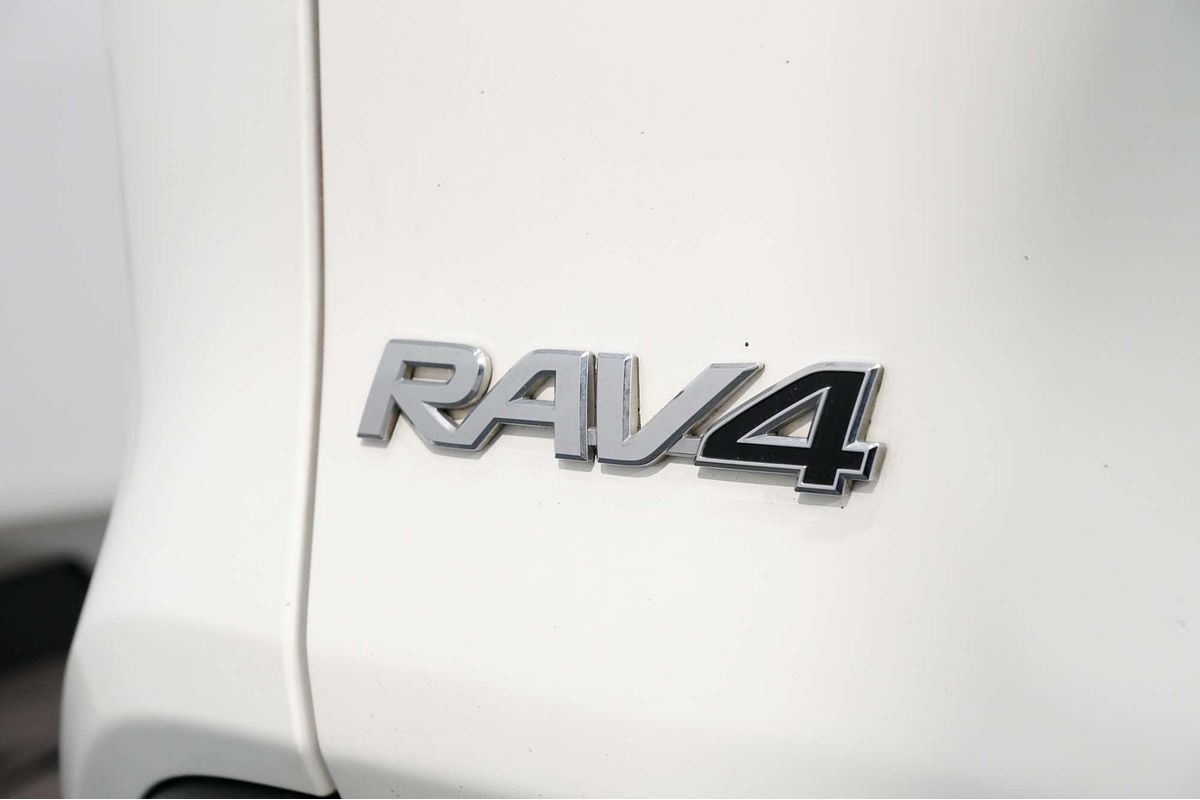 2021 Toyota RAV4 GX AXAH54R