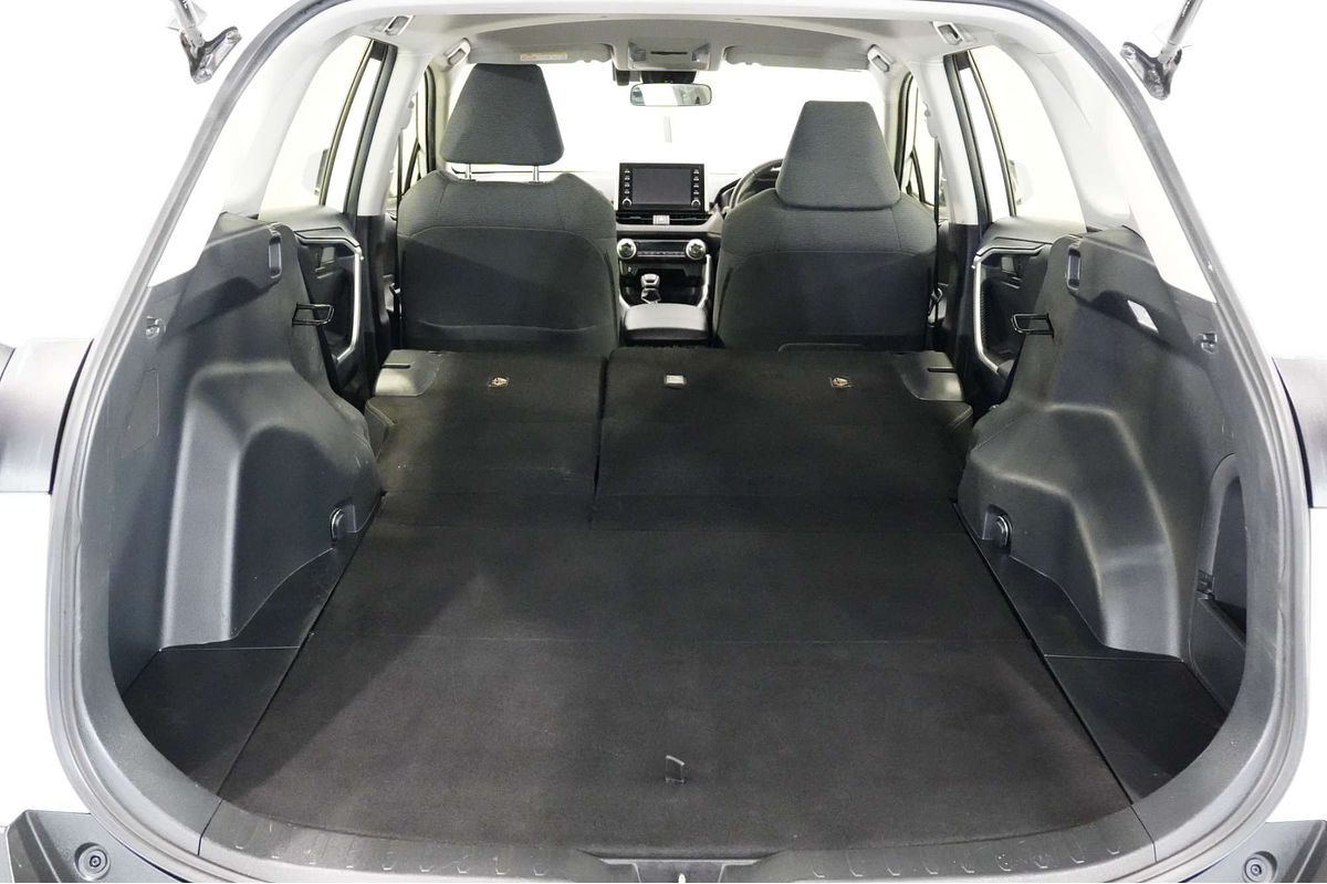 2021 Toyota RAV4 GX AXAH54R