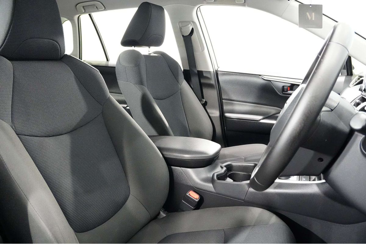 2021 Toyota RAV4 GX AXAH54R