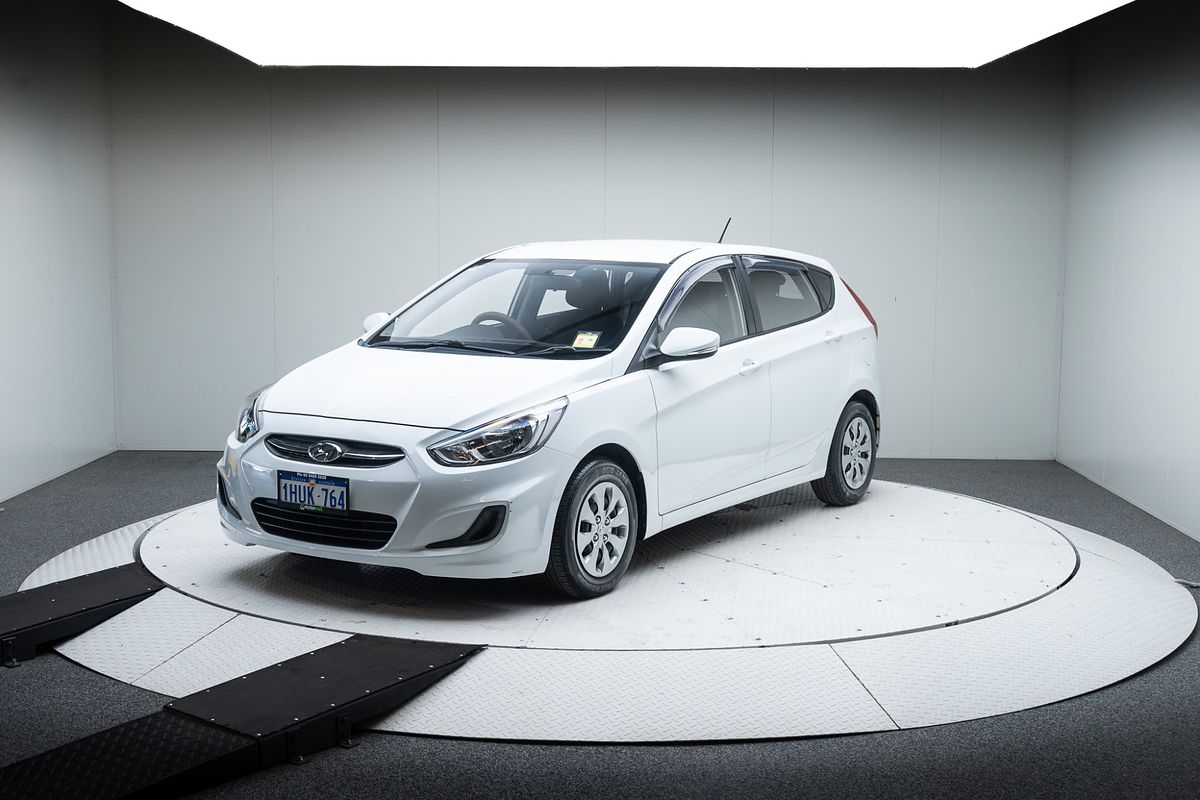 2016 Hyundai Accent Active RB4