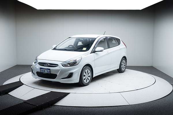 2016 Hyundai Accent Active RB4