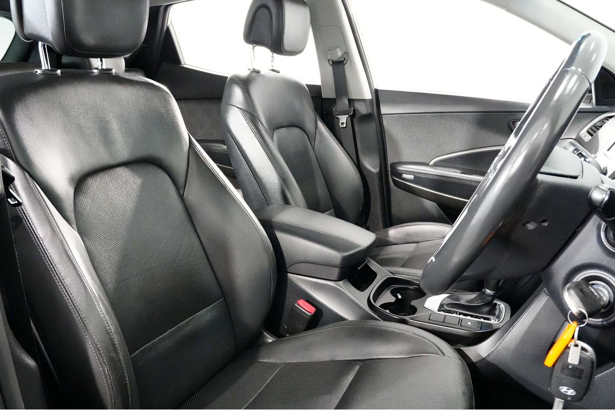 2017 Hyundai Santa Fe Active X DM3 Series II