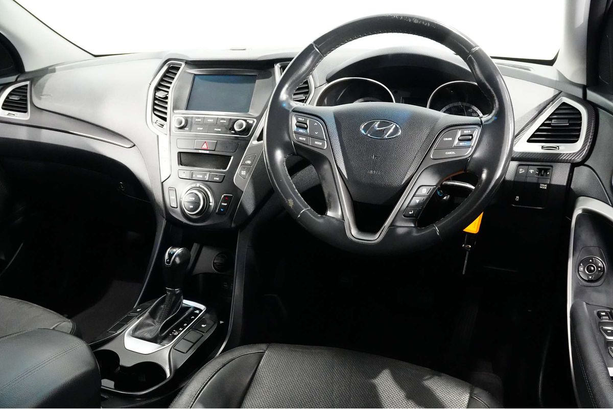 2017 Hyundai Santa Fe Active X DM3 Series II