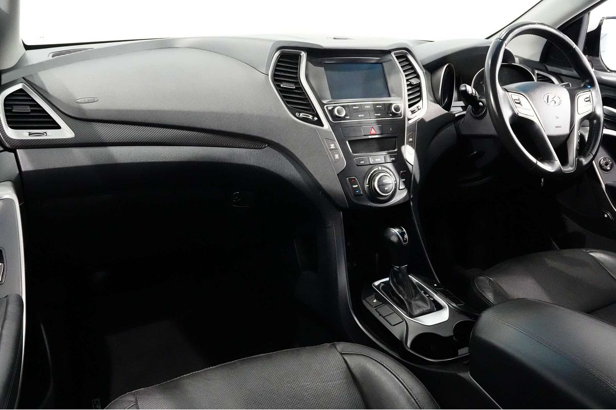 2017 Hyundai Santa Fe Active X DM3 Series II