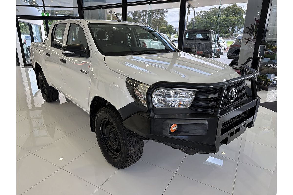 2016 Toyota Hilux Workmate GUN125R 4X4