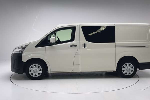2021 Toyota Hiace GDH300R LWB thumb-4
