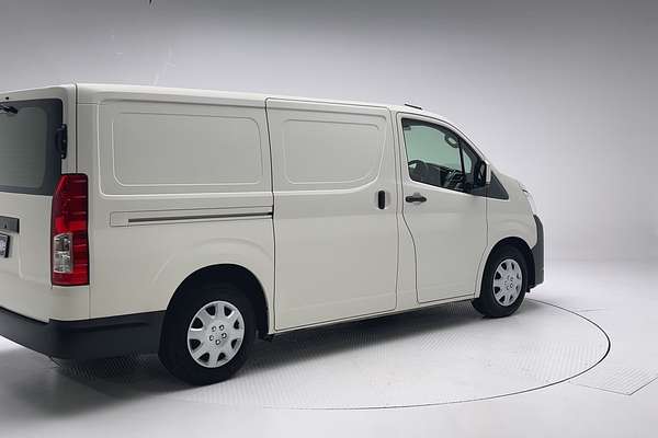 2021 Toyota Hiace GDH300R LWB thumb-7